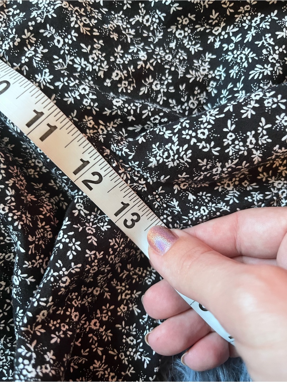 Vintage GAP Black Ditsy Floral Print Cotton Balloon Cropped Pants Size S - Picture 4 of 5